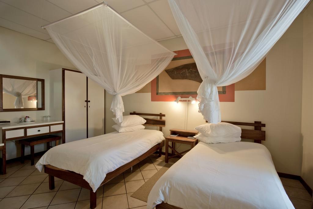 Oshakati Country Hotell Rum bild