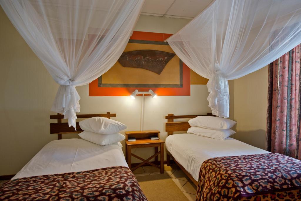 Oshakati Country Hotell Rum bild