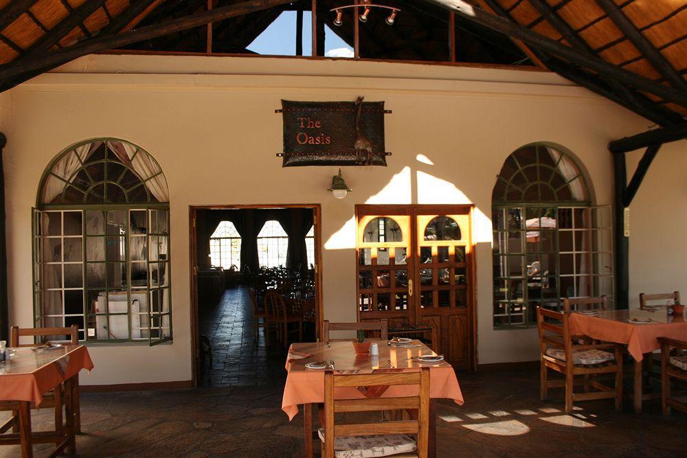 Oshakati Country Hotell Exteriör bild