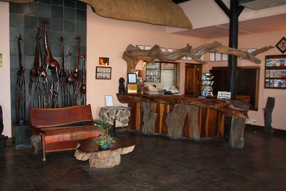 Oshakati Country Hotell Exteriör bild